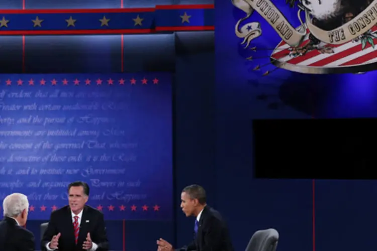 Romney e Obama em debate presidencial realizado dia 22 de outubro de 2012 (Getty Images)