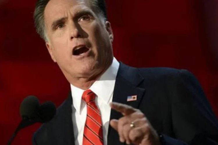 
	O candidato republicano &agrave; presid&ecirc;ncia dos EUA, Mitt Romney: o contra-ataque de Romney aproveita a impress&atilde;o causada pelos ataques contra as embaixadas dos EUA nos pa&iacute;ses mu&ccedil;ulmanos
 (Brendan Smialowski/AFP)