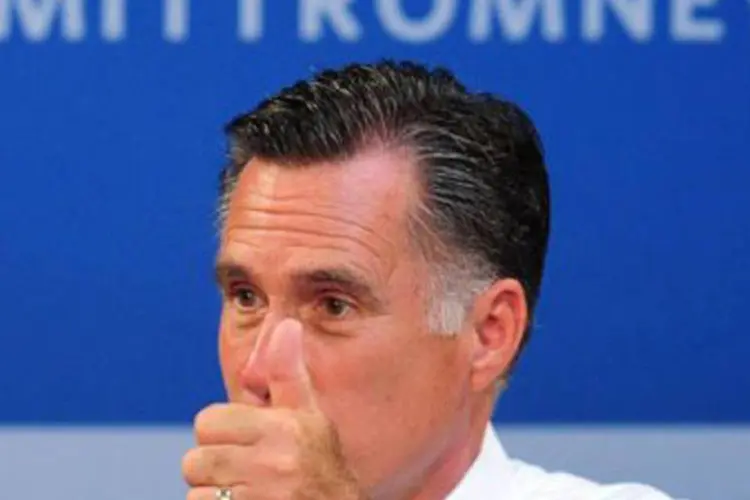 
	Mitt Romney: candidato at&eacute; ent&atilde;o evitava dizer se revogaria ou n&atilde;o a medida de Obama
 (©AFP / Frederic J. Brown)