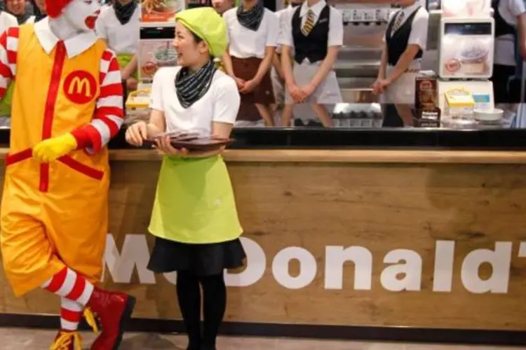 Mascote Ronald McDonald:a companhia informou que esperava que as vendas globais nos últimos 13 meses fossem positivas no mês de julho (Kim Kyung-Hoon/Reuters)