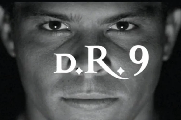 Nike: vídeo exalta carreira de Ronaldo e divide o futebol em a.R. e d.R. (Reprodução)