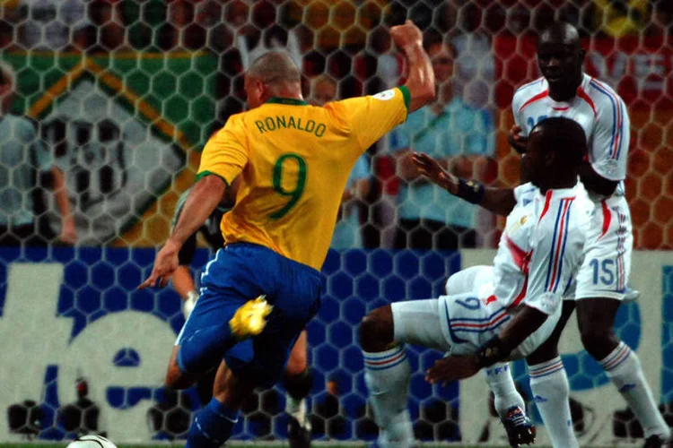 Ronaldo: craque foi pioneiro nas parcerias com clubes e marcas (RICARDO CORREA)