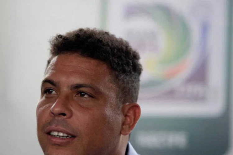 
	Ronaldo: no v&iacute;deo em quest&atilde;o, de 2011, o ex-atacante questionou a divis&atilde;o dos recursos direcionados para a organiza&ccedil;&atilde;o da competi&ccedil;&atilde;o
 (.)