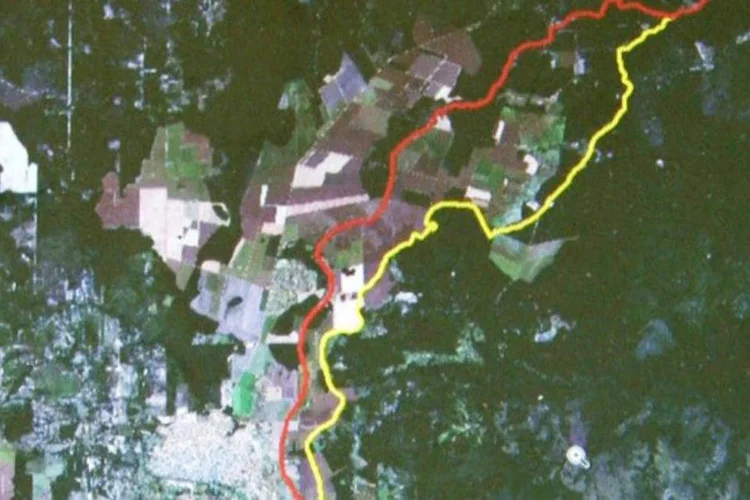 Linhas divisórias entre Rondônia e Mato Grosso: linha vermelha é antiga marcação; novo limite é a linha amarela (Divulgação/IBGE)