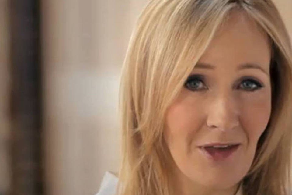 Chegada de J.K.Rowling ao mundo digital movimenta indústria editorial