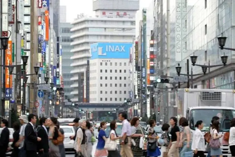 Distrito comercial de Tóquio: o crescente déficit do país asiático reduziu sua avaliação (Kiyoshi Ota/Getty Images)