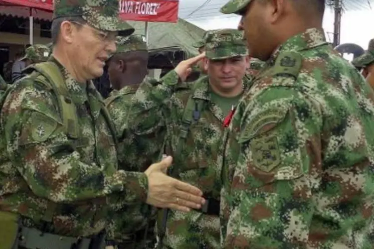 Foto divulgada pelo Exército colombiano mostra o general Rubén Alzate, sequestrado pelas Farc  (AFP)