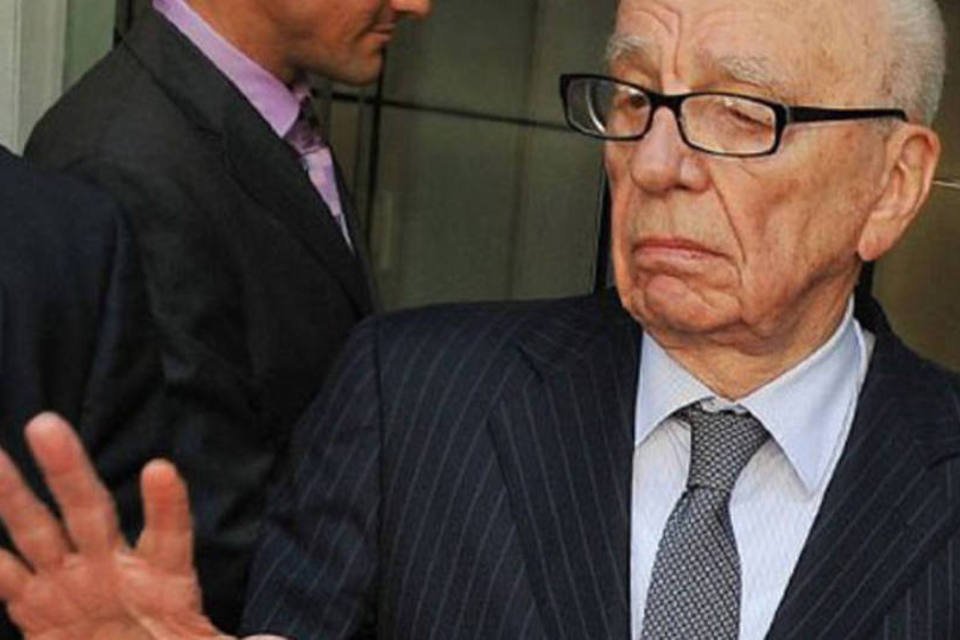 Murdoch anuncia ajuda de US$ 1 milhão a vítimas de Sandy