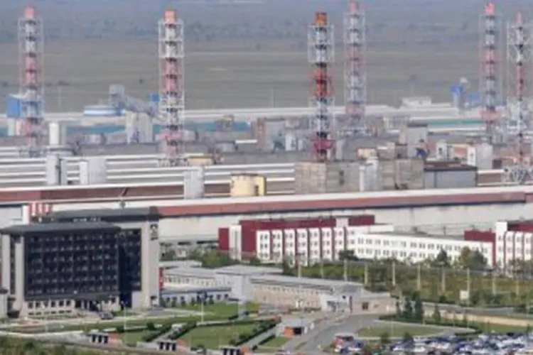 Fábrica da Rusal: a empresa pretende reduzir a produção a 150.000 toneladas até o fim do ano fiscal
 (Alexander Nemenov/AFP)