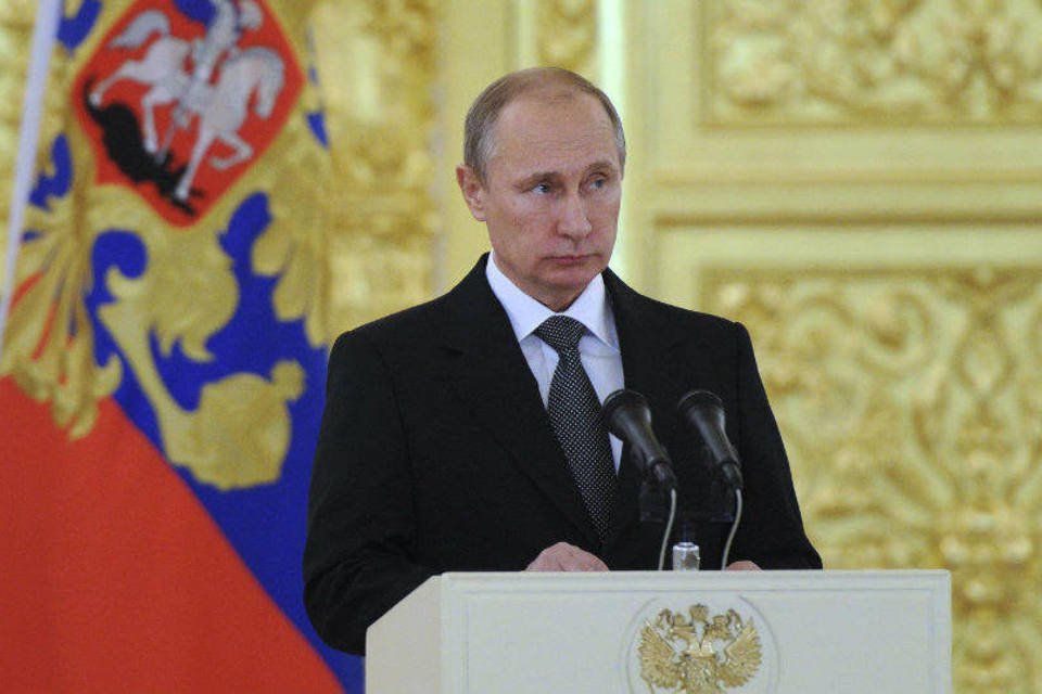 Putin visita Papa em busca de apoio diplomático