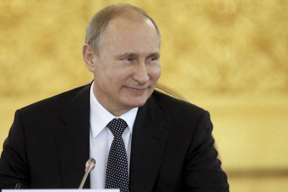 
	Vladimir Putin: em entrevista, o presidente russo anuncia acordo de cessar-fogo para o leste da Ucr&acirc;nia a partir do pr&oacute;ximo domingo
 (Maxim Shipenkov/Reuters)