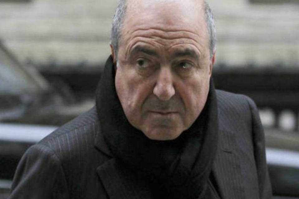Grã-Bretanha abre inquérito sobre morte de Berezovsky