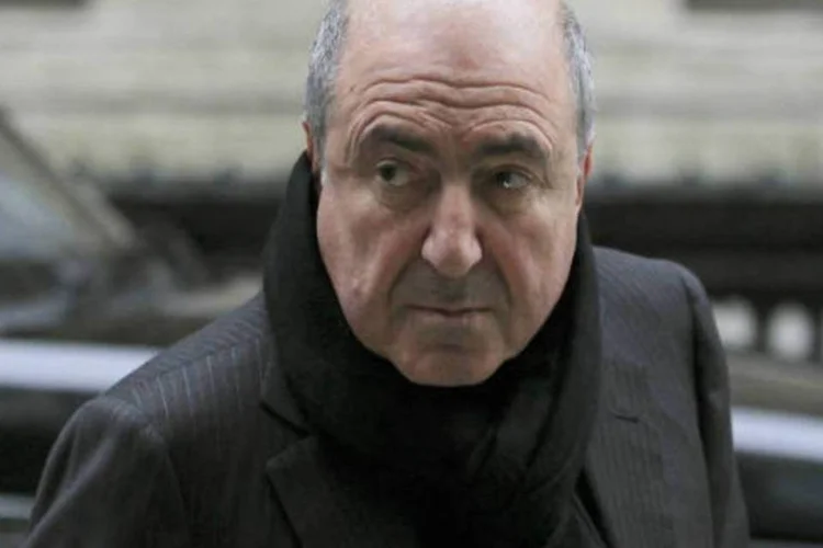 
	Boris Berezovsky: esc&acirc;ndalo, corrup&ccedil;&atilde;o e pol&iacute;tica cercaram a vida do empres&aacute;rio
 (Reuters)
