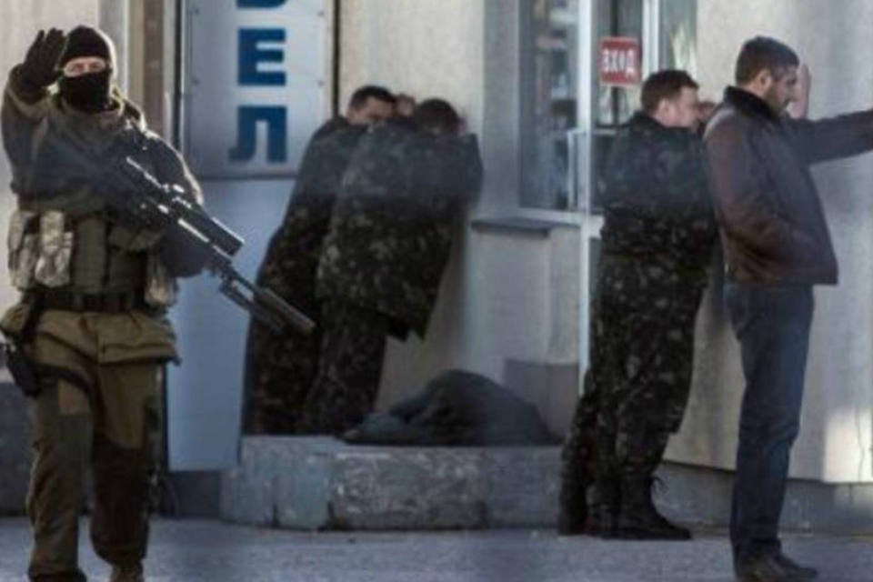 Ucrânia libera uso de armas por soldados após militar morrer