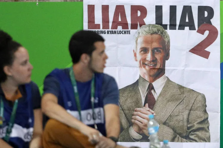 
	Ryan Lochte: al&eacute;m de perder o pr&ecirc;mio, Lochte deixou de receber patroc&iacute;nios de cerca de US$ 1 milh&atilde;o
 (Phil Noble / Reuters)