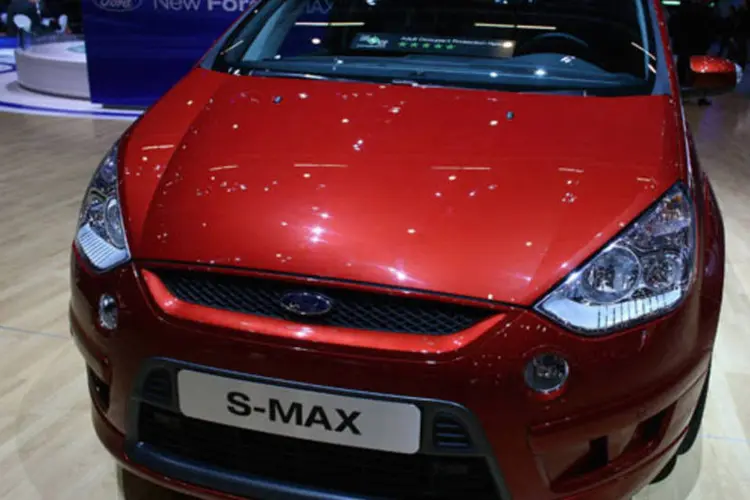 
	S-Max, da Ford: presidente-executivo da empresa, Alan Mulally, ficar&aacute; no comando da montadora at&eacute; 2014
 (Getty Images)