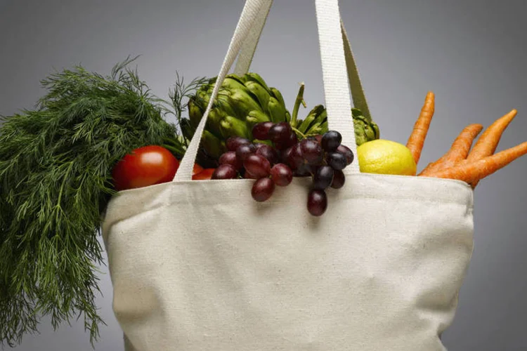 
	Alimenta&ccedil;&atilde;o: o grupo Alimenta&ccedil;&atilde;o foi o que mais contribuiu para a desacelera&ccedil;&atilde;o
 (ThinkStock)
