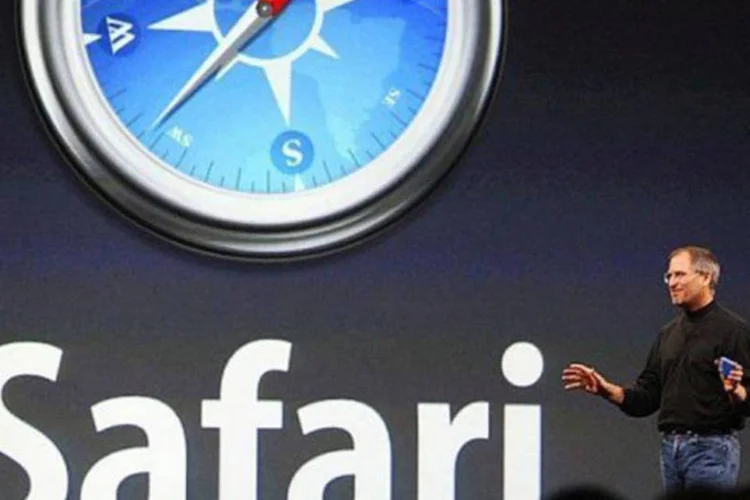 De acordo com o estudo, um dos principais tópicos que ajudaram para a inclusão da Apple no topo da lista foi a quantidade de correções para o navegador Safari  (John G. Mabanglo/AFP)