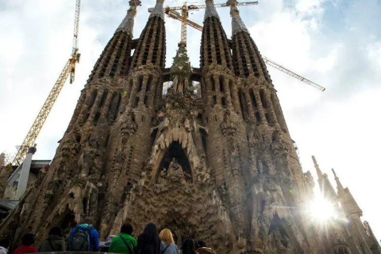 
	A Sagrada Fam&iacute;lia, projeto mais emblem&aacute;tico de Antoni Gaudi, estar&aacute; finalmente acabada em 2026
 (David Ramos/Getty Images)