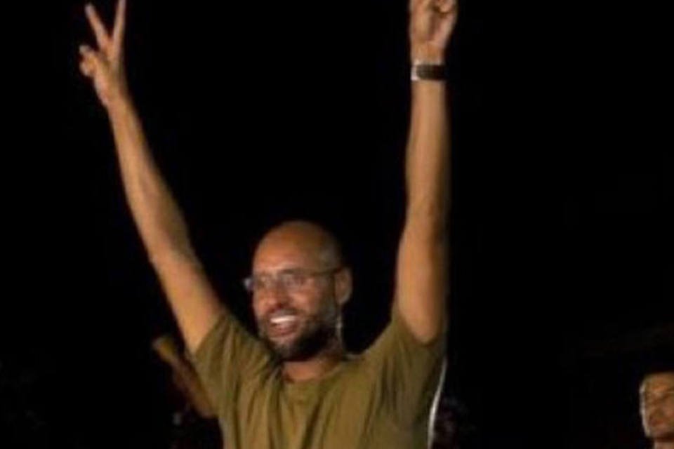 Líbia não entregará Saif Kadafi ao TPI para julgamento