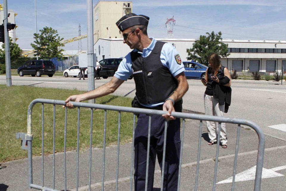 Homem é decapitado em suposto atentado no sudeste da França