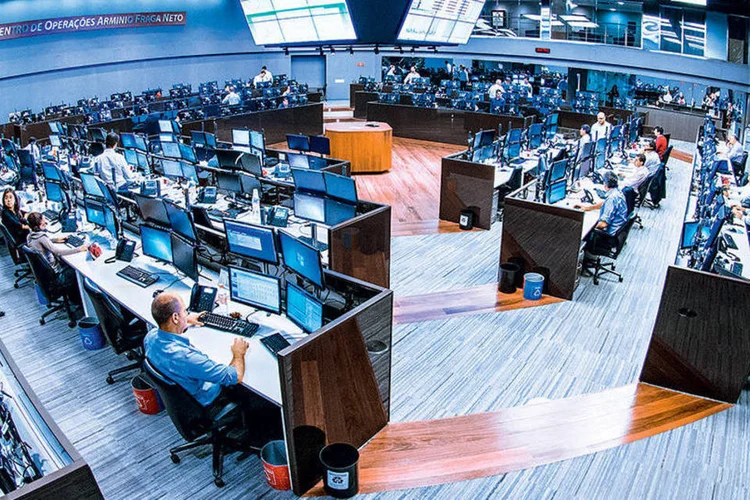 
	N&atilde;o haver&aacute; negocia&ccedil;&atilde;o e liquida&ccedil;&atilde;o nos mercados da BM&amp;FBovespa nesta segunfa-deira devido ao feriado de Nossa Senhora Aparecida
 (Germano Lüders / EXAME)