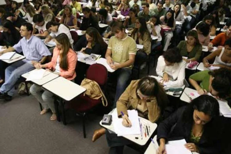 
	Sala de aula: apenas 16 faculdades no pa&iacute;s alcan&ccedil;aram a nota m&aacute;xima 5 no&nbsp;&Iacute;ndice Geral de Cursos,&nbsp;todas da regi&atilde;o Sudeste
 (LIA LUBAMBO/EXAME)