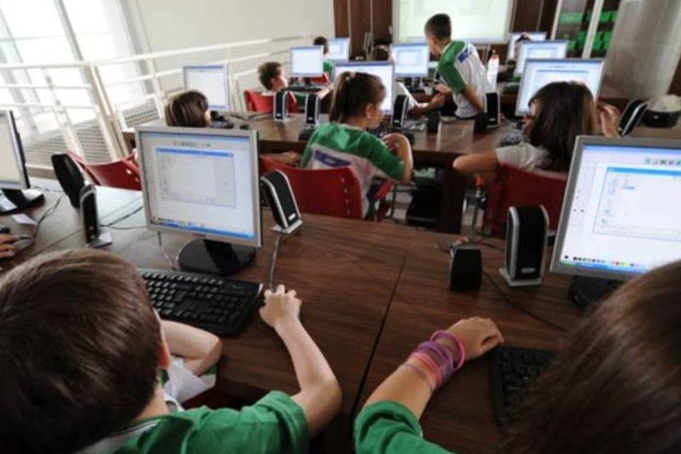 Ministério das Comunicações quer internet em escolas rurais