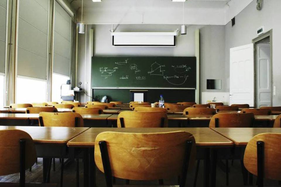 MPE apura fechamento de escolas no Estado de SP