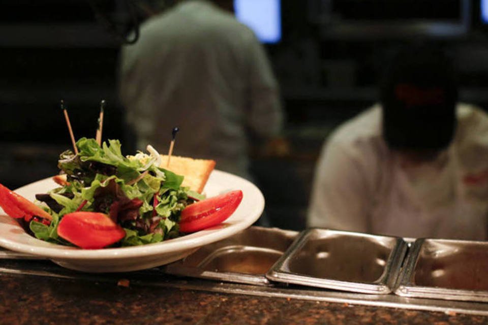 Por que nem uma supermodelo poderia vender saladas hoje?