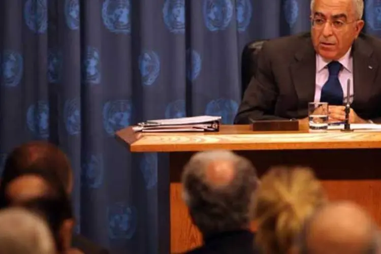 Salam Fayyad, primeiro-ministro da ANP, comemorou a emissão (Rick Gershon/Getty Images)