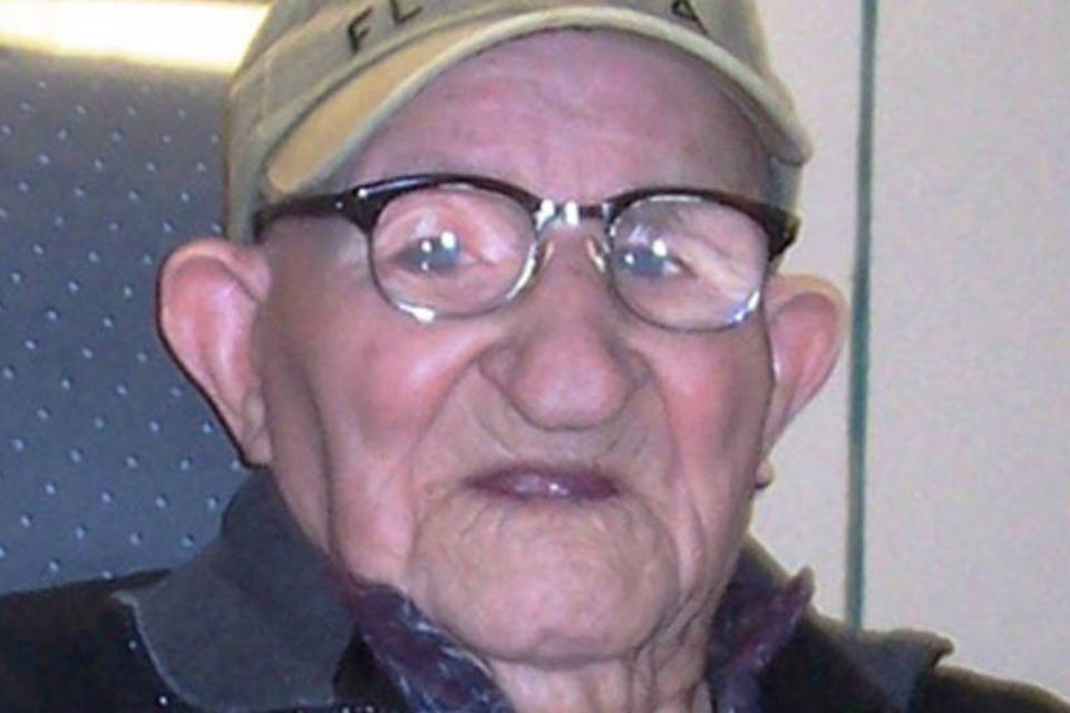 Homem mais velho do mundo morre aos 112 anos nos EUA