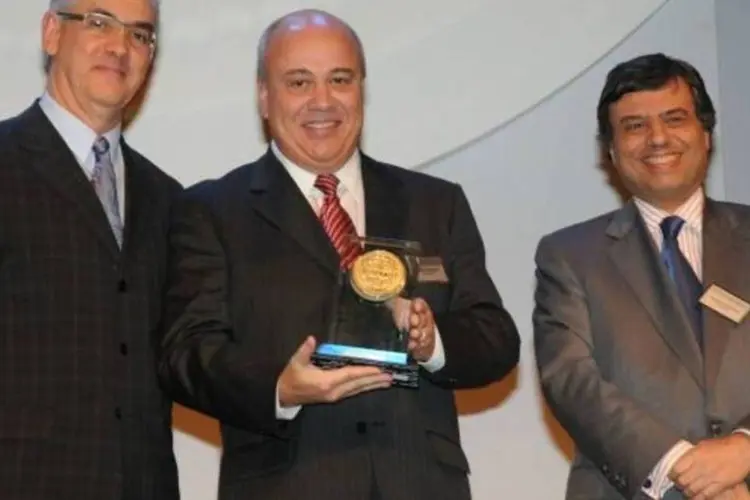 Alexandre Caldini, diretor-superintendente da Unidade de Negócios e Tecnologia, José Tadeu de Moraes, presidente da Samarco e Murilo Portugal, presidente da Febraban (Álvaro Motta)