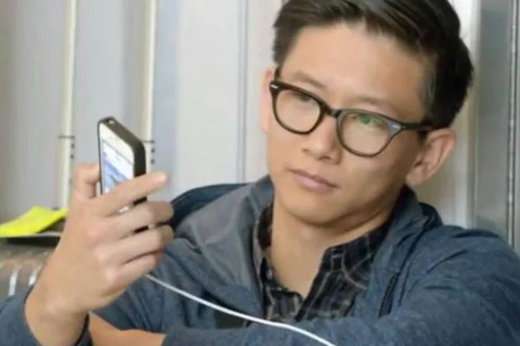 Homem com iPhone: comercial da Samsung tira sarro da bateria dos celulares da Apple (Divulgação)