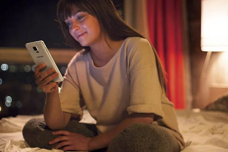 
	Smartphone da Samsung: empresa n&atilde;o comentou o caso
 (Divulgação / Samsung)