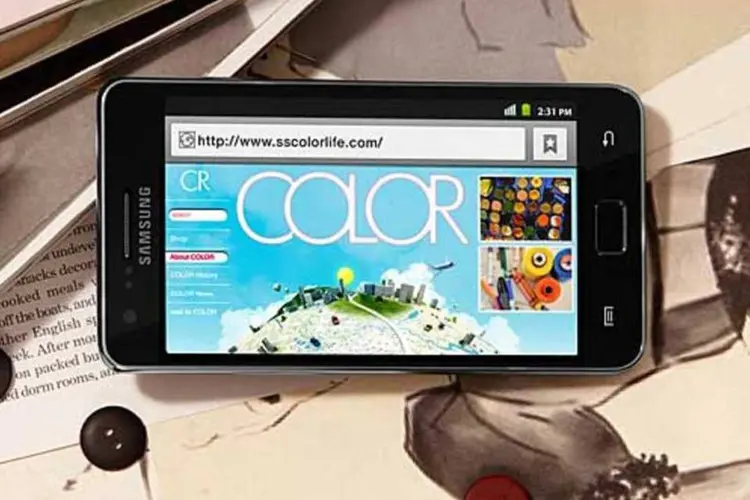 
	Smartphone Galaxy SII, da Samsung, com sistema operacional Android, do Google
 (Divulgação)