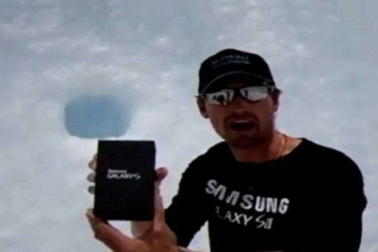Samsung: tuíte patrocinado foi enviado do monte Everest (Reprodução)