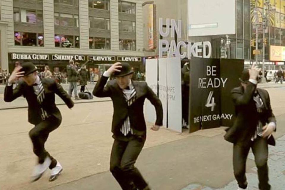 Galaxy S IV é divulgado com dança em Nova York