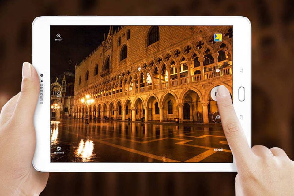 Samsung Galaxy Tab S2 é absurdamente fino, leve e bonito