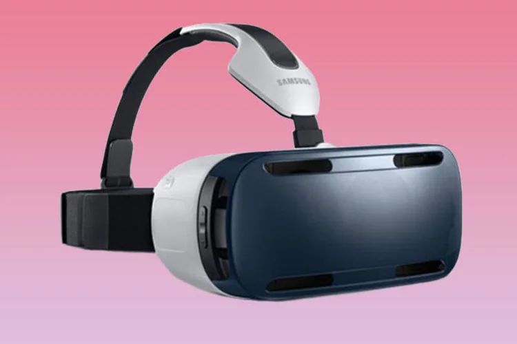 Samsung VR (Facebook/Samsung)