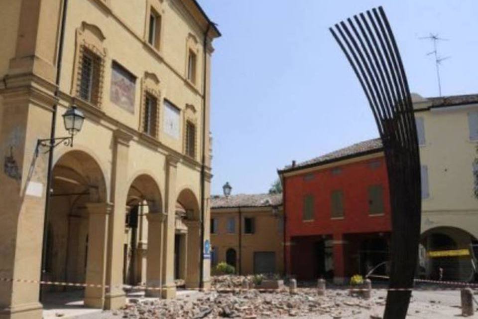 Quinze são mortos em terremoto na Itália