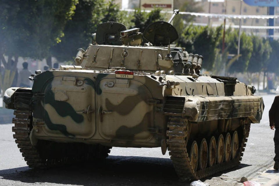 Confrontos estouram no Iêmen e houthis são acusados de golpe