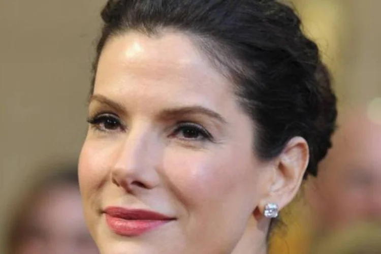 Outras celebridades de Hollywood também contribuíram ao apoio à nação através da Cruz Vermelha (Getty Images)