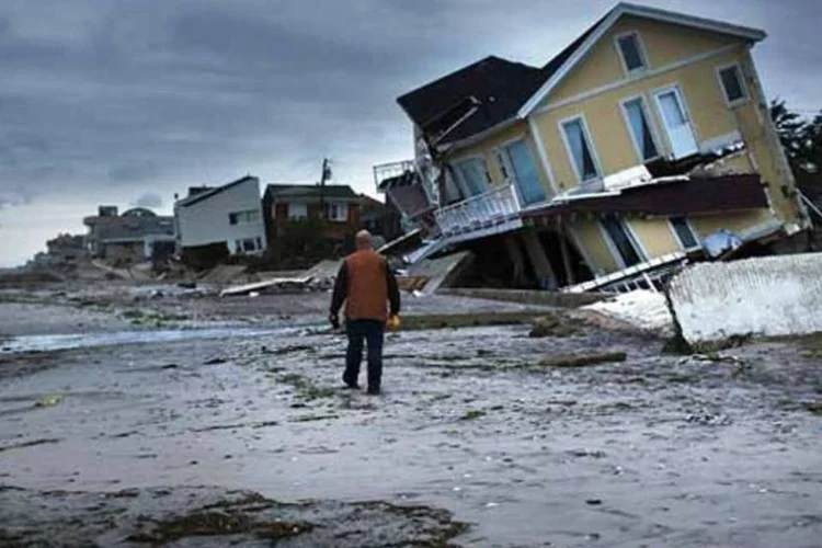 
	Furac&atilde;o Sandy: a&nbsp;tempestade devastou estados do pa&iacute;s h&aacute; quase dois meses, causando danos de cerca de 71 bilh&otilde;es de d&oacute;lares em Nova York e Nova Jersey
