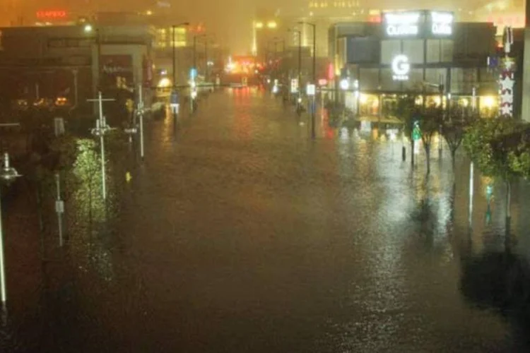 
	Inunda&ccedil;&atilde;o causada pelo furac&atilde;o Sandy em Atlantic City, Nova Jersey, EUA
 (Getty Images)