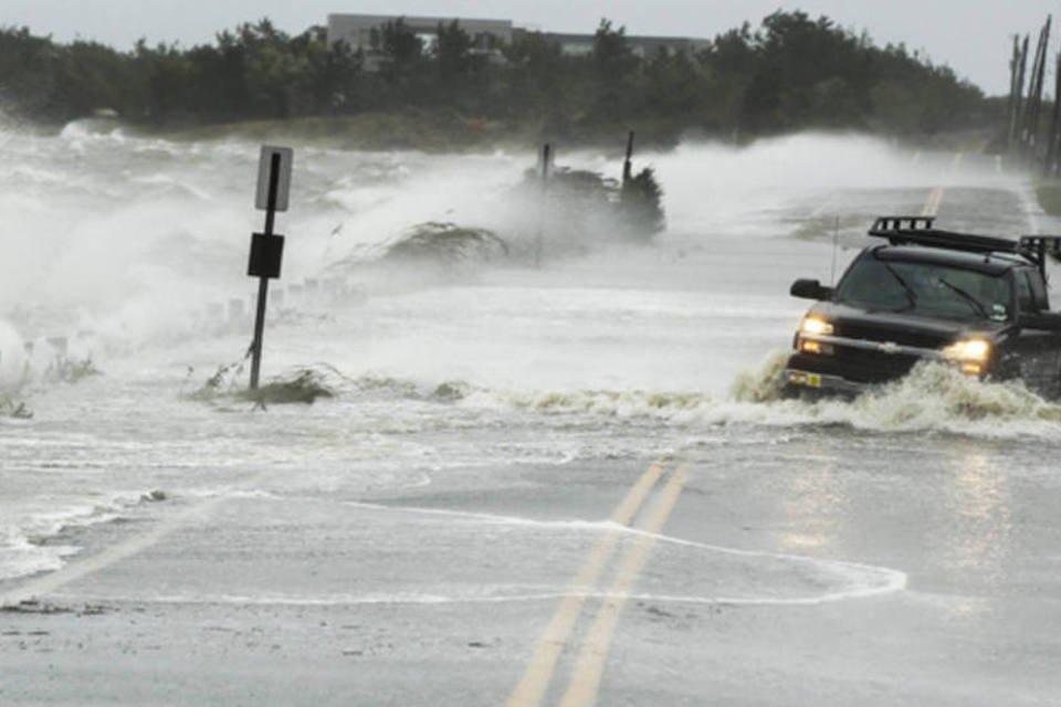 Furacão Sandy lembra tempestade do filme Mar em Fúria