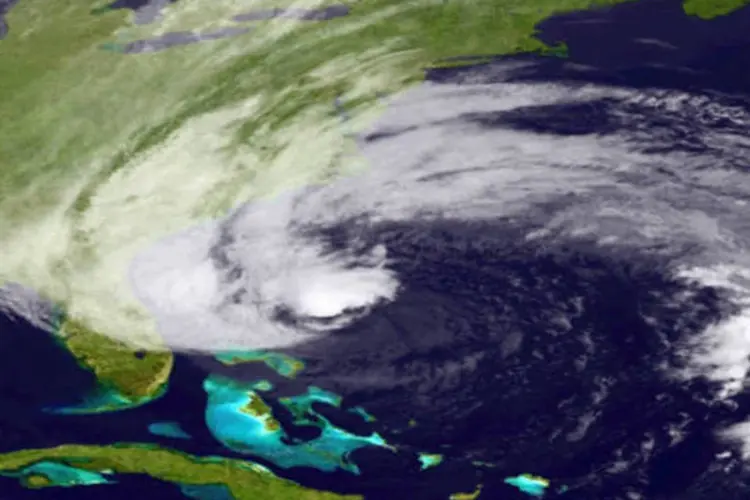 
	Imagem de sat&eacute;lite do furac&atilde;o Sandy: o fen&ocirc;meno se aproxima da Costa Leste dos Estados Unidos
 (Getty Images)