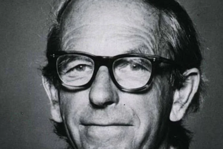 Friederick Sanger: bioquímico britânico foi duas vezes ganhador do prêmio Nobel (Wikimedia commons)