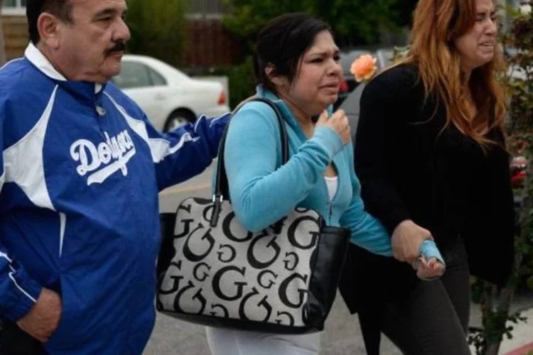 
	Mulher contou ter visto o suspeito, que aparentava ter entre 25 e 30 anos, disparar com um fuzil semiautom&aacute;tico em uma mulher na dire&ccedil;&atilde;o de um carro, antes de pegar um outro ve&iacute;culo
 (Getty Images)