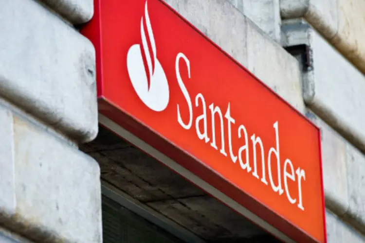 
	Banco Santander: grupo Santander anunciou hoje uma oferta por 25% das a&ccedil;&otilde;es que n&atilde;o controla de sua filial no Brasil
 (David Ramos/Bloomberg)